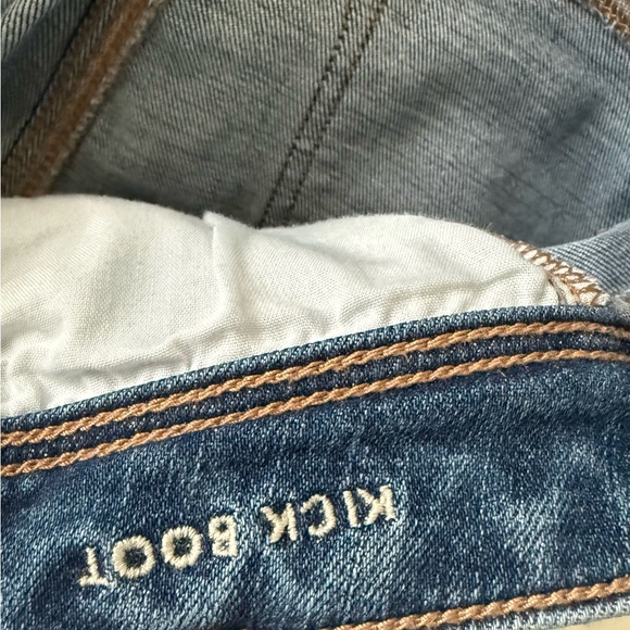 American Eagle Outfitters Women's Mid Wash Blue Jeans - Picture 4 of 5